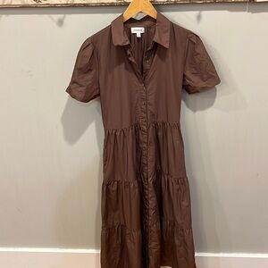 EVEREVE Evelyn Button Down Tiered Pocket Taupe Brown Midi Dress - Sz XSmall‎